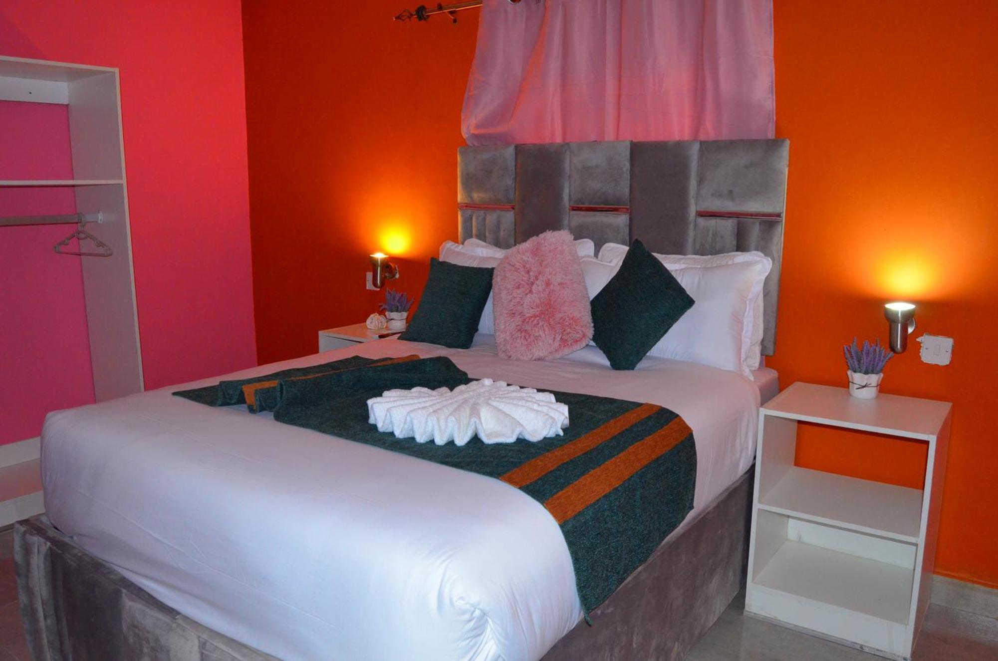 Chobe Kulotu Guest House Kasane Exterior photo