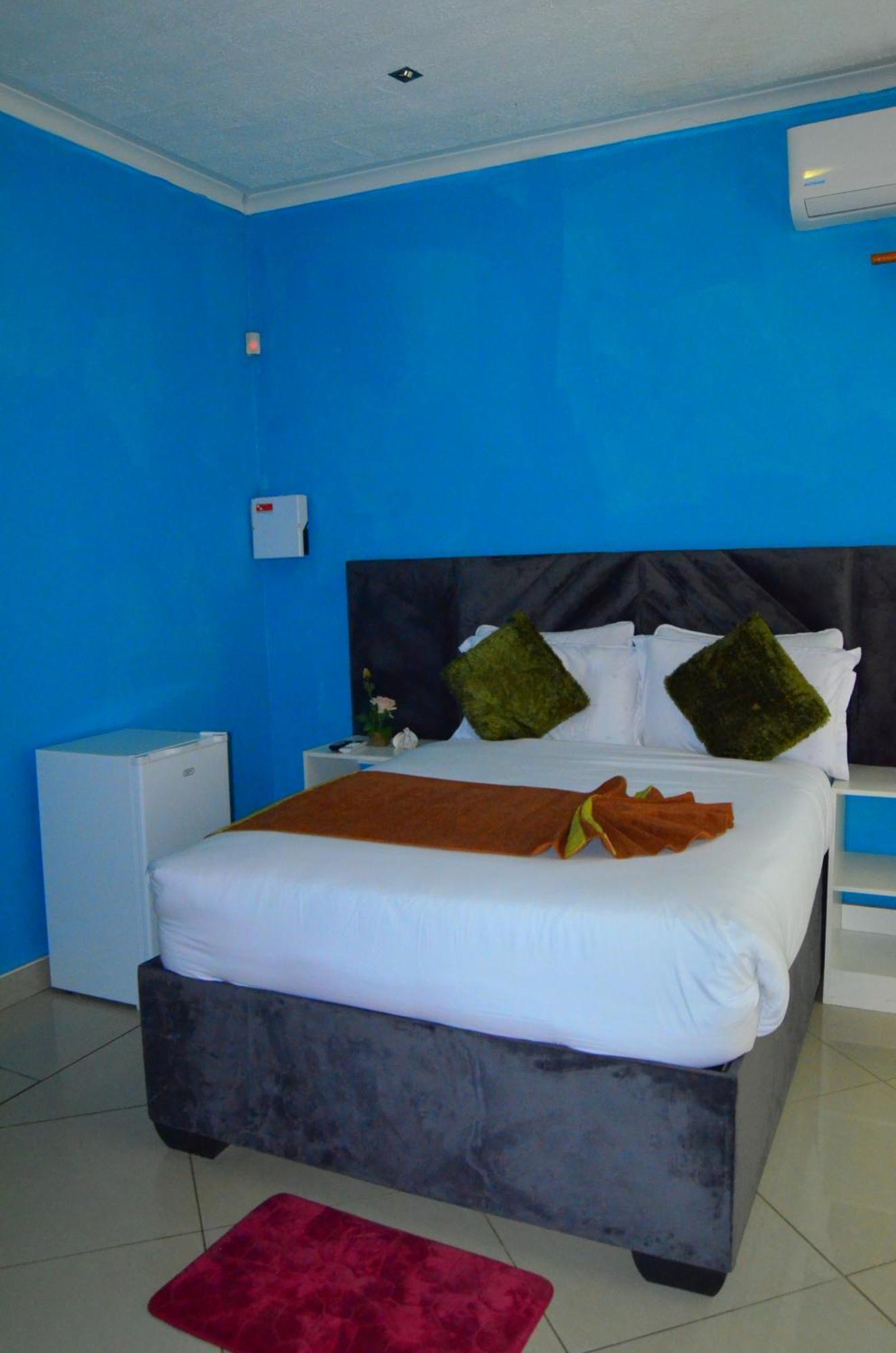 Chobe Kulotu Guest House Kasane Exterior photo